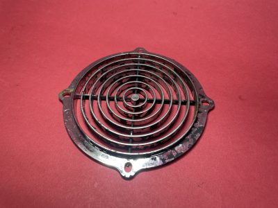 Grille de haut-parleur panneau arrière utilisée