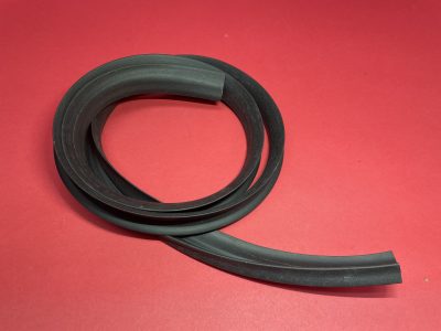 Dakrubber boven achterruit mouse