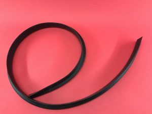 Bumper rear/lights seal rubber 130 cm