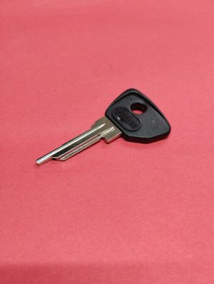 Ignition key blind with black plastic cover 9/71 ->