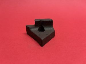 B-stijl driehoekrubber onderaan rechts