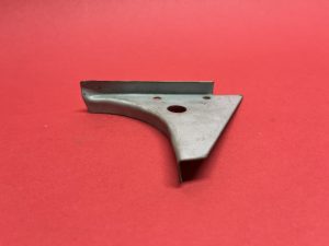 Hoedenplank verstevigingsdriehoek links