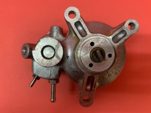 Steering governor Diravi --> 9/72 overhauled with new piston