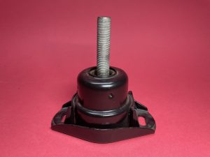 Engine mount DS