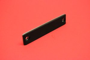 Chain guide in valve cover