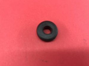 Windscreen washer through rubber SM / DS 4/73-->