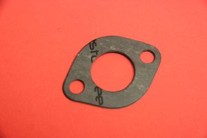 Gasket between rear engine cover and cylinderhead