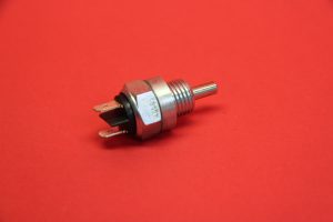 Reverselamp switch in gearbox