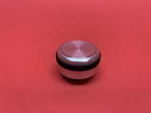 Radio Continental Edison R437 Large rotary knob