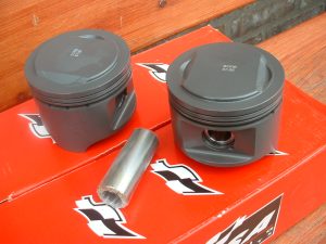 Pistons 2.7 set of 6 (87.5) excess