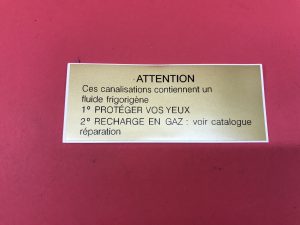 Airconditioning warning sticker