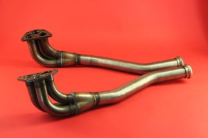 Exhaust flame pipe set