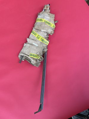 Door triangle window in frame right (tinted) NOS