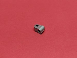 Carburateur hevel naar verbindingsstang