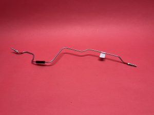 pipe from the torsion box coupling to the crosspiece behind the hydraulic shield. Highlighted in red.