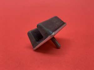 Guide / support rubber for radiator