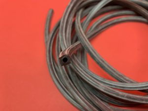 Return hose LHS 3 x 8 per meter