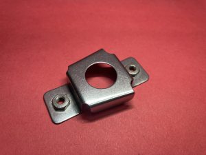 Rear screen suspension eye trapezoidal stainless steel