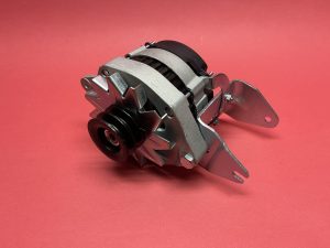 Alternator DS with built-in voltage regulator Valeo 65 amp.