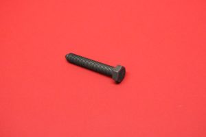 Bout achterdeksel motor M8 x 50