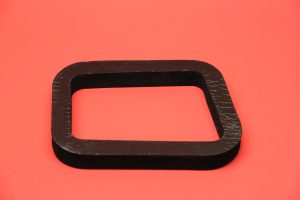 Bonnet/ventilation housing puree rubber